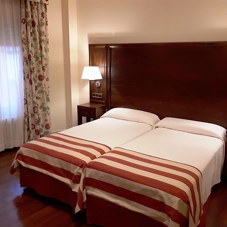 Hotel Urogallo Vielha Exteriér fotografie