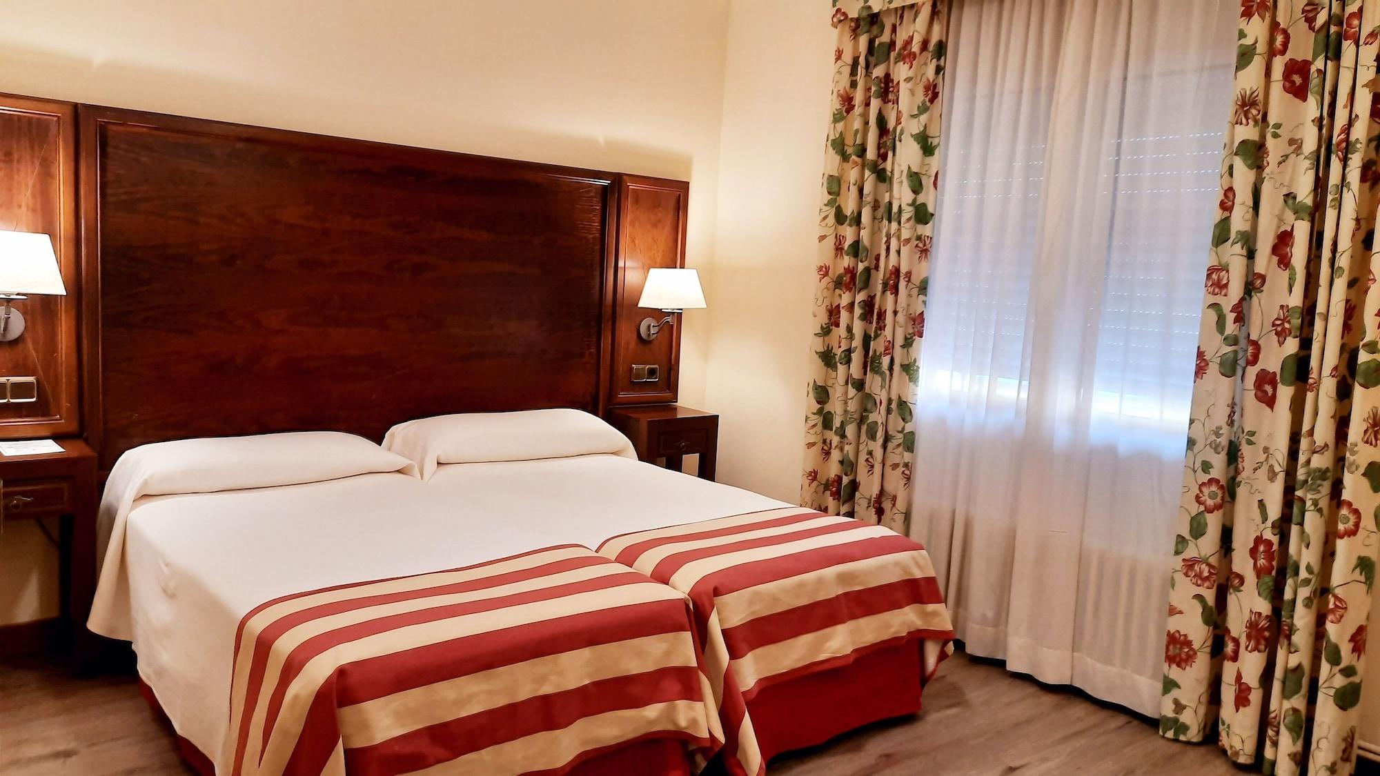 Hotel Urogallo Vielha Exteriér fotografie