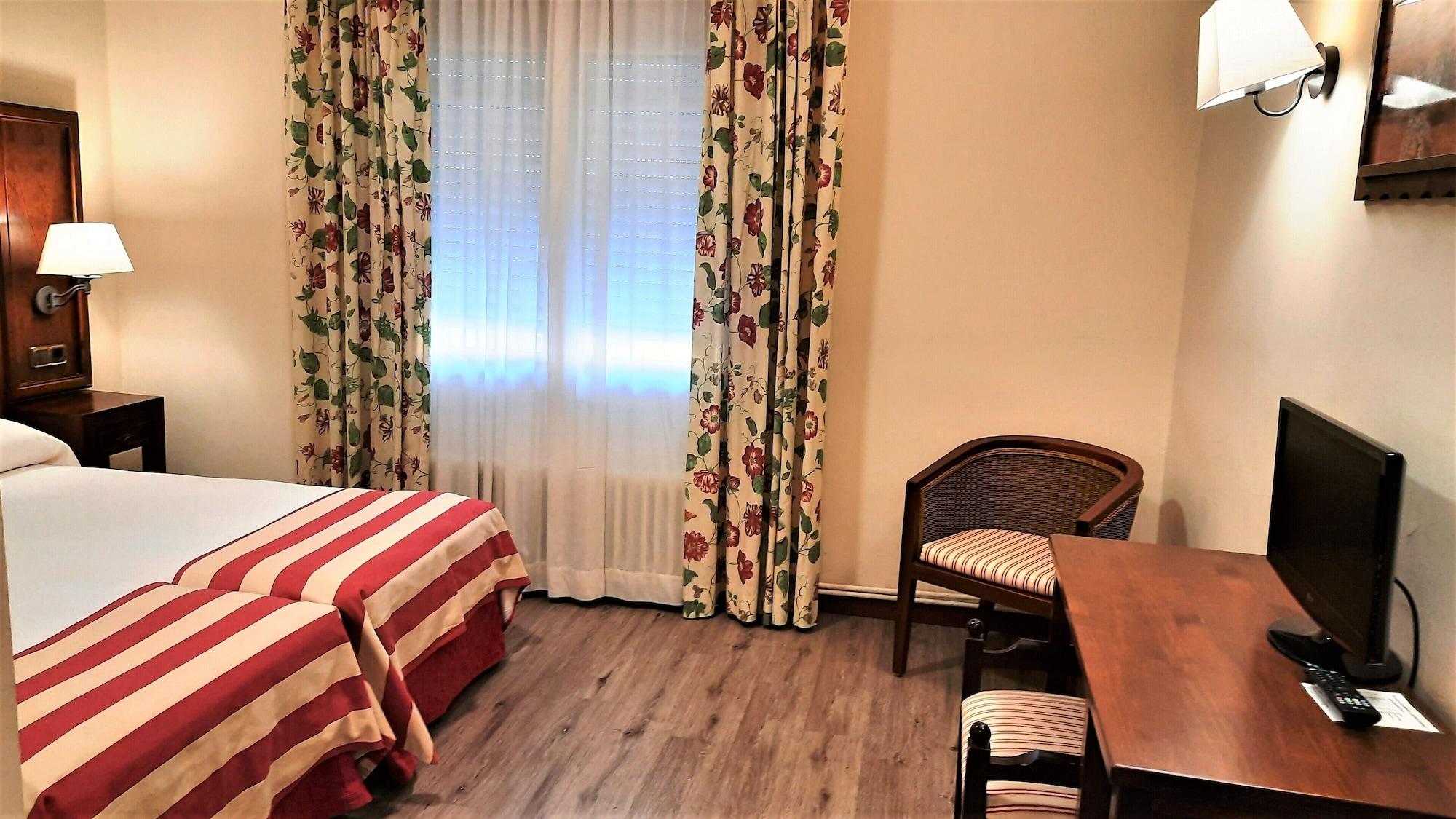 Hotel Urogallo Vielha Exteriér fotografie