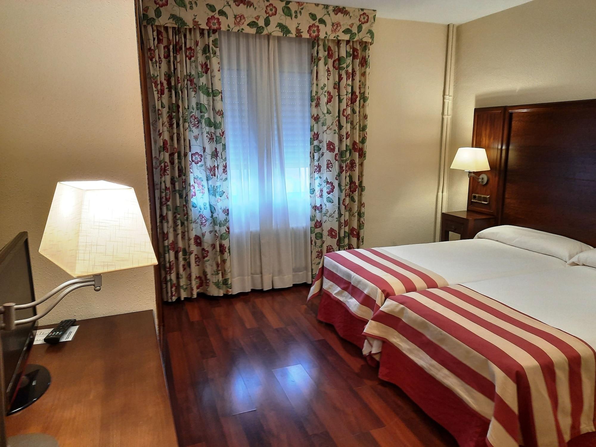 Hotel Urogallo Vielha Exteriér fotografie